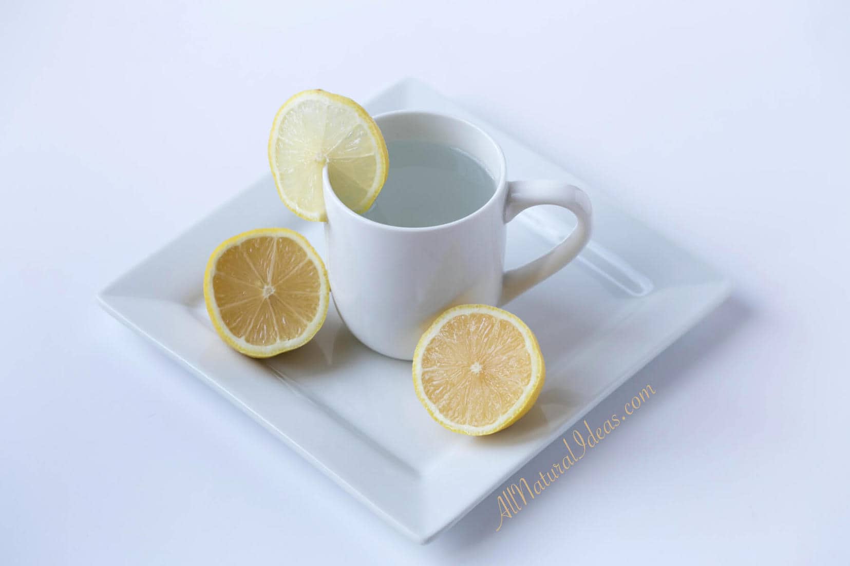 Have you heard of morning lemon water benefits? There are several benefits of drinking lemon water each morning. Try this easy drink to start off your day!