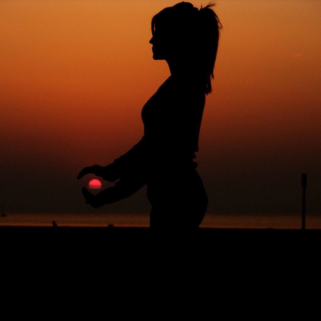 Relaxation and improved mood are two of the many meditation benefits. Find out what meditation can do for you and how to get started. | allnaturalideas.com