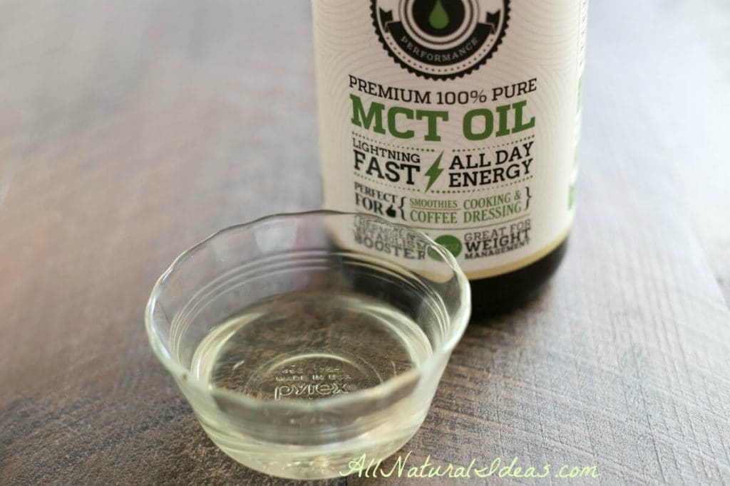 Have you heard of MCT oil? MCT oil supplements have become very popular in the low-carb community. But what are the MCT oil health benefits?